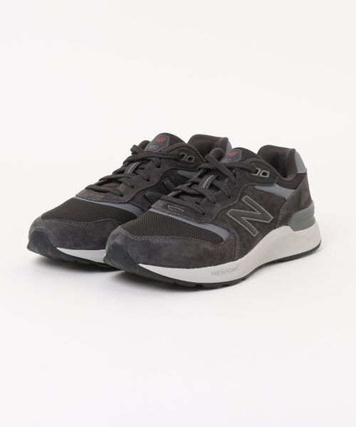 NEW BALANCE(ニューバランス)の「new balance ニューバランス WALKING FRESH FOAM 880 V7 メンズスニーカー(ウォーキングフレッシュフォーム880V7) MW880BA7(スニーカー・メンズ・チャコールグレー・25.5cm/26.0cm/26.5cm/27.0cm/27.5cm/28.0cm/29.0cm)」の1枚目の写真