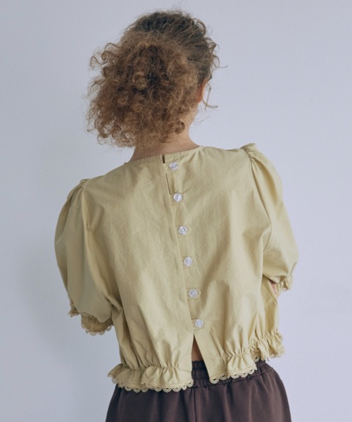 EN NEUME（エンノイム）の「Lace Trim Volume Tops（シャツ/ブラウス・レディース・イエロー/ホワイト/ブラック/ブラウン・FREE）」の17枚目の写真