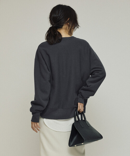 AMERICANA（アメリカーナ）の「Americana × Firsthand/アメリカーナ 別注 ワンポイントロゴ クルーネックスウェット（スウェット・レディース・グレー/チャコールグレー/ブラウン・FREE）」の22枚目の写真