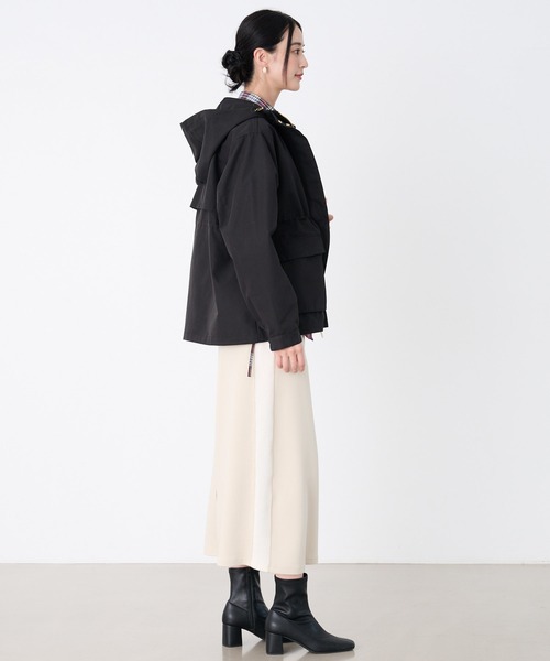 Arnold Palmer（アーノルドパーマー）の「フライヨーク フードジャケット（ミリタリージャケット・レディース・ブルーグレー/ベージュ/ブラック・S/L/M）」の4枚目の写真