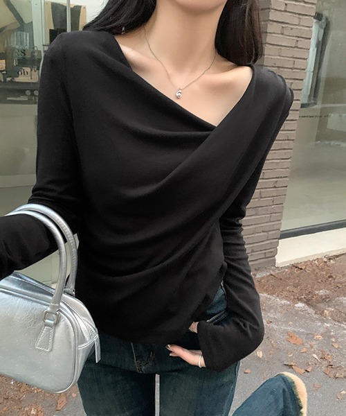 by LEGNA（バイレグナ）の「ドレープネックロングスリーブトップス（Tシャツ/カットソー・レディース・アイボリー/ブラック/ベージュ系・X-LARGE/LARGE/MEDIUM/SMALL）」の4枚目の写真