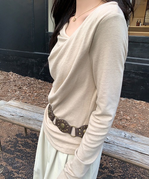 by LEGNA（バイレグナ）の「ドレープネックロングスリーブトップス（Tシャツ/カットソー・レディース・アイボリー/ブラック/ベージュ系・X-LARGE/LARGE/MEDIUM/SMALL）」の13枚目の写真