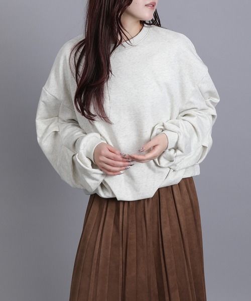 aimoha（アイモハ）の「裏毛袖タックバルーンプルオーバー（その他トップス・レディース・グレイッシュベージュ/アイボリー/グレー/ブラック・FREE）」の2枚目の写真