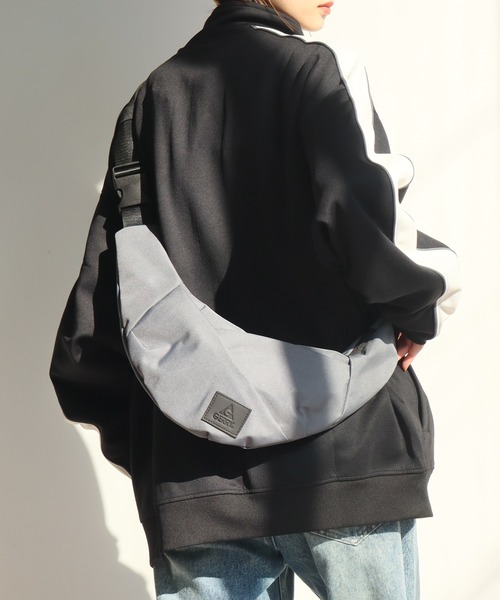 GERRY(ジェリー)の「【GERRY/ジェリー】セキュリティーバッグ/ボディバッグ (撥水加工)(ボディバッグ/ウエストポーチ・メンズ・グレー/ブラック/カーキ・FREE)」の2枚目の写真