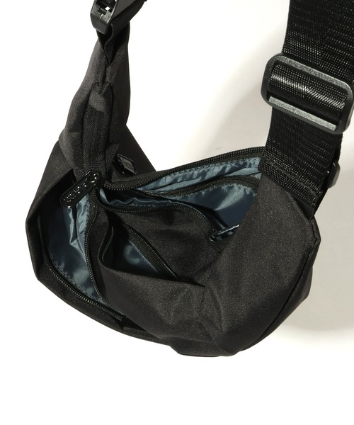 「新品未使用品」Golfickers迷彩ボディバッグ・ポーチ 新品未使用品」Golfickers迷彩ボディバッグ・ポーチ Golfickers 迷彩