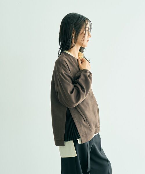 YECCA VECCA(イェッカヴェッカ)の「サイドプリーツノーカラーブルゾン(ブルゾン・レディース・モカ/ブラウン・FREE)」の16枚目の写真