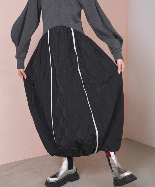 OMMO(オーエムエムオー)の「SWEAT DOCKING QUILTING OP(ワンピース・レディース・グレー/ブラック・36/38)」の7枚目の写真