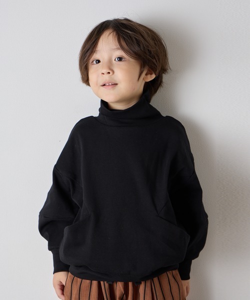 riziere（リジェール）の「モックネックデザインカットソー（Tシャツ/カットソー・キッズ・グレー/アイボリー/ブラック・90/100/110/120/130/140/150）」の2枚目の写真