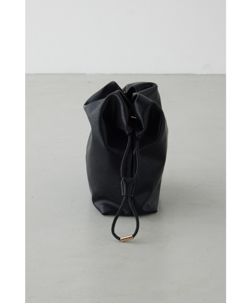 AZUL by moussy（アズールバイマウジー）の「チェーン巾着ショルダーバッグ（ショルダーバッグ・レディース・ブラック/シルバー・FREE）」の9枚目の写真