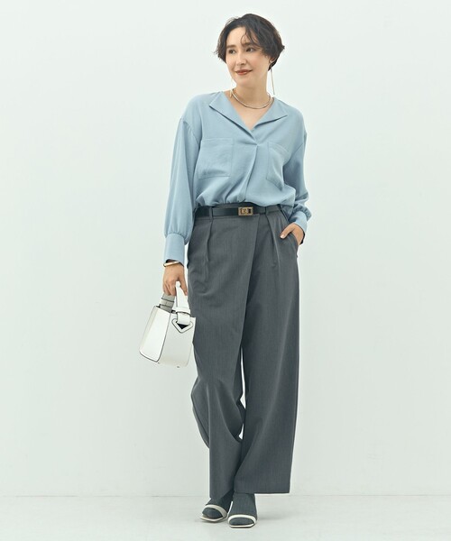 NOLLEY’S Sophi（ノーリーズソフィ）の「ウォッシャブルバックサテンジョーゼットオープンカラーブラウス（シャツ/ブラウス・レディース・オフホワイト/サックスブルー/ネイビー・38）」の14枚目の写真