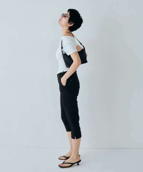 VION(ヴィオン)の「Capri pants / カプリパンツ(スラックス・レディース・チャコールグレー/ブラック・SMALL/MEDIUM)」の20枚目の写真