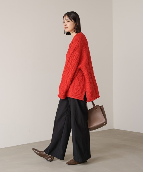 Bou Jeloud(ブージュルード)の「ケーブルVニットセーター(ニット/セーター・レディース・オフホワイト/レッド/ブラック・38)」の19枚目の写真