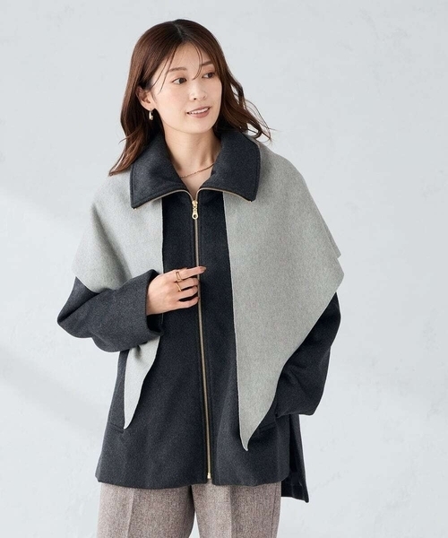 a.v.v(アーヴェヴェ)の「三角ニットストール(ストール/ショール・レディース・レッド/アイボリー/グレー・38)」の3枚目の写真