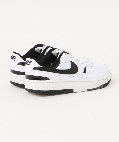 NIKE（ナイキ）の「《NIKE》ウィメンズ ガンマ フォース（スニーカー・レディース・ホワイト系その他/ホワイト×ブラック/ホワイト系その他2・25.0cm/24.5cm/23.5cm/24.0cm/23.0cm/22.5cm）」の4枚目の写真