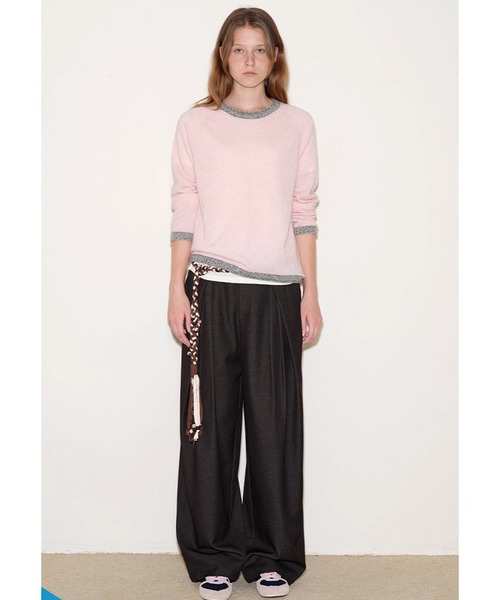 Fano Studios（ファノ ストゥディオズ）の「プリーツデザイン ストレートワイドスラックス FQ25K082【Fano Studios】【2025AW】（スラックス・レディース・チャコールグレー・S/M/L）」の6枚目の写真