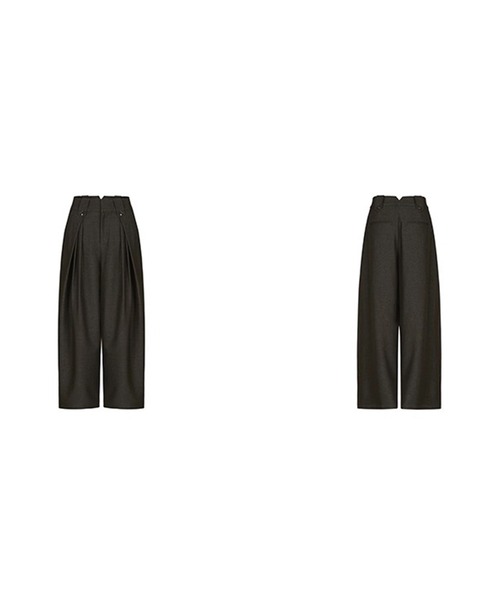 Fano Studios（ファノ ストゥディオズ）の「プリーツデザイン ストレートワイドスラックス FQ25K082【Fano Studios】【2025AW】（スラックス・レディース・チャコールグレー・S/M/L）」の8枚目の写真