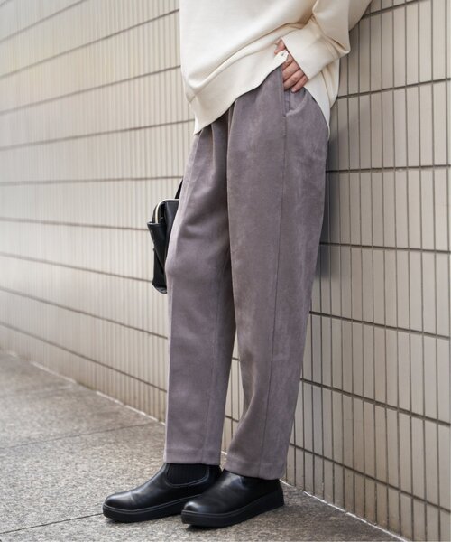 ikka(イッカ)の「フェイクスエードテーパードパンツ(その他パンツ・レディース・ブラウン系その他/チャコール/ベージュ・L/M/S)」の5枚目の写真