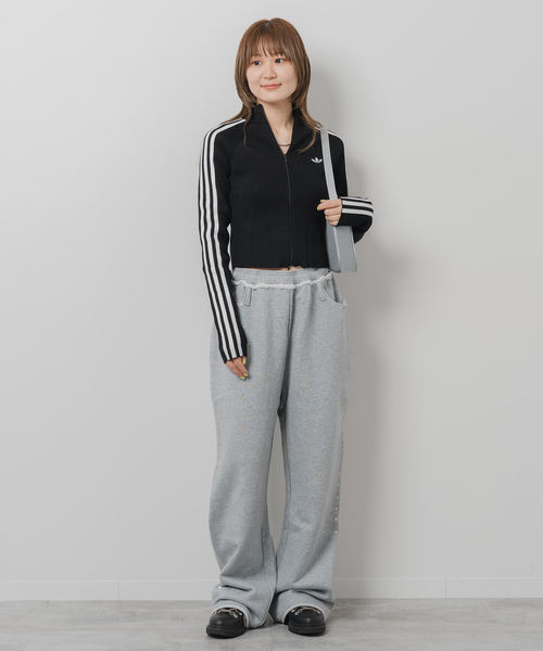 JOINT WORKS（ジョイントワークス）の「スタッズ サンフェード スウェットパンツ / Studs Sun-faded Sweatpants（スウェットパンツ・レディース・グレー/ブラック/イエロー・FREE）」の22枚目の写真