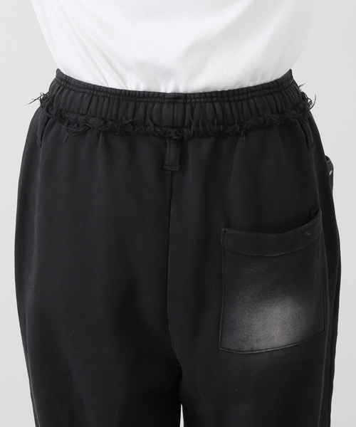 JOINT WORKS（ジョイントワークス）の「スタッズ サンフェード スウェットパンツ / Studs Sun-faded Sweatpants（スウェットパンツ・レディース・グレー/ブラック/イエロー・FREE）」の4枚目の写真