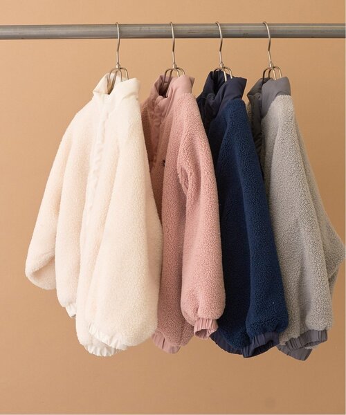 b・ROOM（ビールーム）の「ボリュームシルエットボアジャケット（ブルゾン・キッズ・ピンク/ネイビー/アイボリー/グレー・140cm/120cm/130cm/100cm/110cm/150cm）」の20枚目の写真