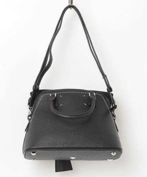 Maison Margiela（メゾンマルジェラ）の「Maison Margiela / メゾン マルジェラ：【レディース】5AC MINI：S56WG0082-P4455[ANN]（ボストンバッグ・レディース・ブラック・FREE）」の2枚目の写真