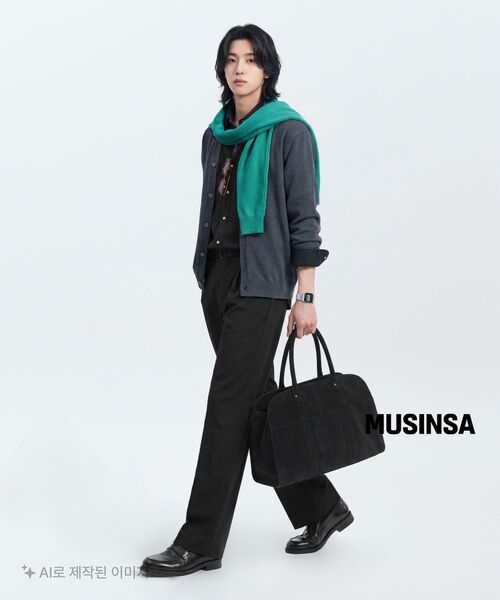 INSILENCE（インサイロンス）の「ベルト付きツーピンタックウールパンツ ブラック（スラックス・レディース・その他・LARGE/MEDIUM/SMALL）」の6枚目の写真