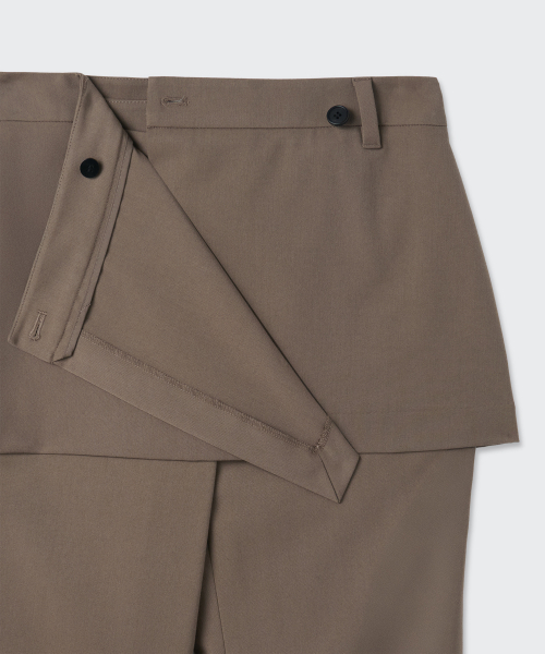 MUSINSA STANDARD WOMAN（ムシンサスタンダードウーマン）の「ウィメンズラップスカートレイヤードスラックス[ダスティベージュ]（スラックス・レディース・その他・34/32/30/31/24/25/26/27/28/29）」の3枚目の写真