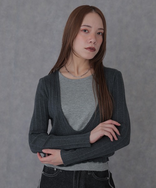 SUWDEE(スーディー)の「wool blend layered knit pullover(ニット/セーター・レディース・ダークグレー/ブラック/ブラウン・FREE)」の2枚目の写真