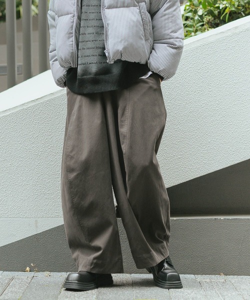 LAND MUSEUM（ランドミュージアム）の「LAND MUSEUM／ボリュームワイドパンツ（その他パンツ・メンズ・ダークグレー/ベージュ/ブラック/ホワイト・LARGE/MEDIUM）」の4枚目の写真