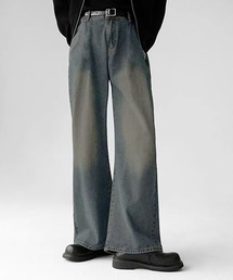 SBG（エスビー）の「SBG タックセミフレアデニム（デニムパンツ）」