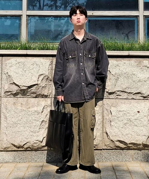 MASSNOUN（マスノウン）の「リラックスウォッシュドデニムポケット長袖シャツ MSFST001-BL（シャツ/ブラウス・レディース・その他・LARGE/MEDIUM/X-LARGE）」の9枚目の写真