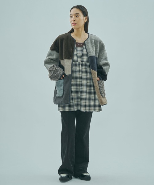 ROSE BUD(ローズバッド)の「PATCHWORK FAUXFUR COAT(その他アウター・レディース・グレー/ブラウン・ONE SIZE)」の9枚目の写真