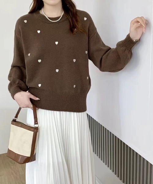 Miniministore(ミニミニストア)の「クルーネックハート柄ニットセーター韓国風(ニット/セーター・レディース・ブラウン/グレー/オフホワイト/ブラック/ベージュ/モカ・FREE)」の1枚目の写真