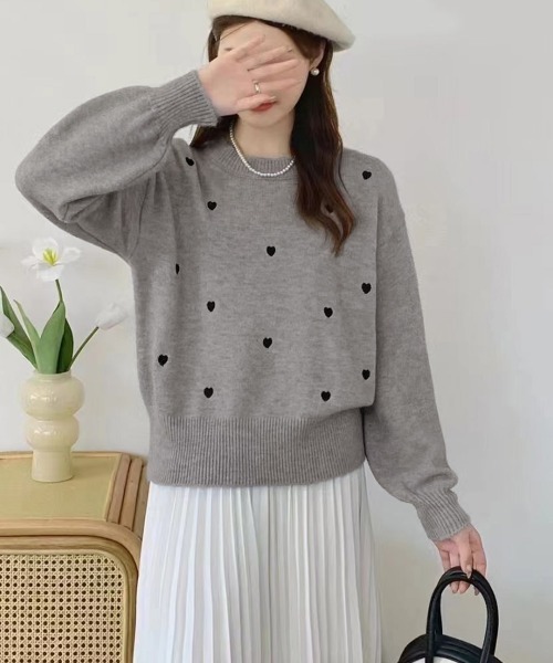 Miniministore(ミニミニストア)の「クルーネックハート柄ニットセーター韓国風(ニット/セーター・レディース・ブラウン/グレー/オフホワイト/ブラック/ベージュ/モカ・FREE)」の9枚目の写真