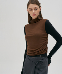 LAPRESMIDI（ラプレミディ）の「Layered Turtleneck Tencel Tee Brown（Tシャツ/カットソー）」
