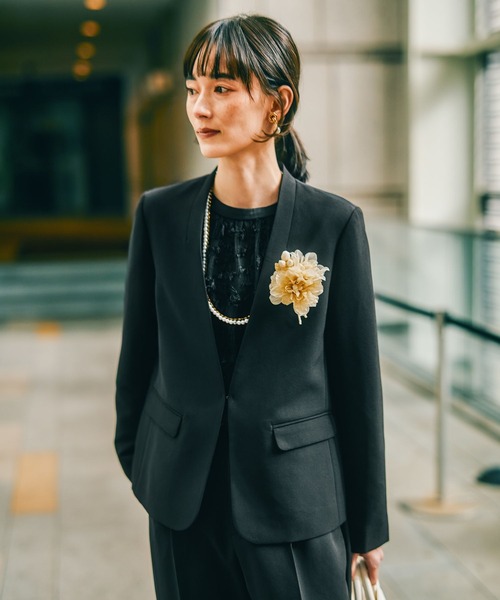 LEPSIM（レプシィム）の「【入卒式／セレモニー】フラワーコサージュ　604404（ブローチ/コサージュ・レディース・グレー/ネイビー/ライトベージュ・ONE SIZE）」の20枚目の写真