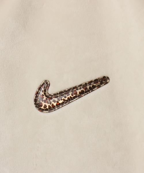 NIKE(ナイキ)の「NIKE W NSW TRND VLR FZ HD LS TOP / ナイキ ウィメンズ NSW TRND VLR FZ HD L/S トップ 【SP】(パーカー・レディース・アイボリー/ブラウン/レッド・S/M/L)」の15枚目の写真