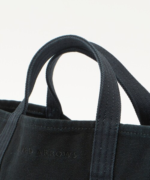 UNITED ARROWS（ユナイテッドアローズ）の「オーガニックコットン トートバッグ S（トートバッグ・メンズ・レッド/ネイビー/ケリーグリーン/オレンジ/コバルトブルー/パープル・FREE）」の18枚目の写真