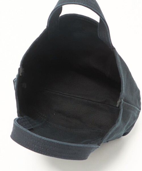 UNITED ARROWS（ユナイテッドアローズ）の「オーガニックコットン トートバッグ S（トートバッグ・メンズ・レッド/ネイビー/ケリーグリーン/オレンジ/コバルトブルー/パープル・FREE）」の17枚目の写真