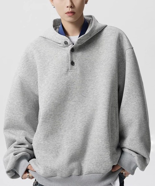 SBG(エスビー)の「SBG ルーズフィット ハイネックフーディー(スウェット・メンズ・グレー/ネイビー・LARGE/MEDIUM)」の4枚目の写真