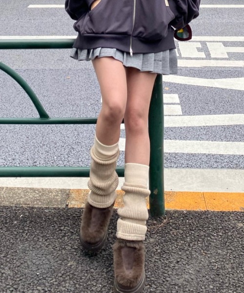 RAY CASSIN（レイカズン）の「配色レッグウォーマー（レッグウォーマー・レディース・アイボリー・FREE）」の3枚目の写真