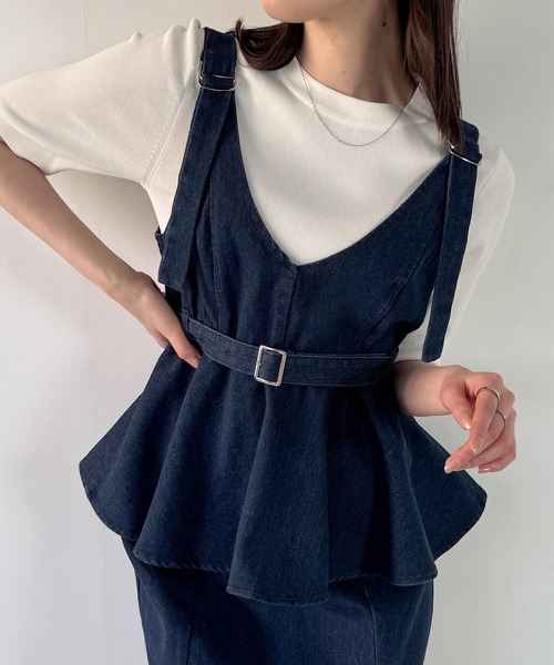 junoah（ジュノア）の「デニムVネックペプラムキャミワンピース（ワンピース・レディース・ブルー/ブラック/ダークブルー・LARGE/MEDIUM/SMALL）」の15枚目の写真