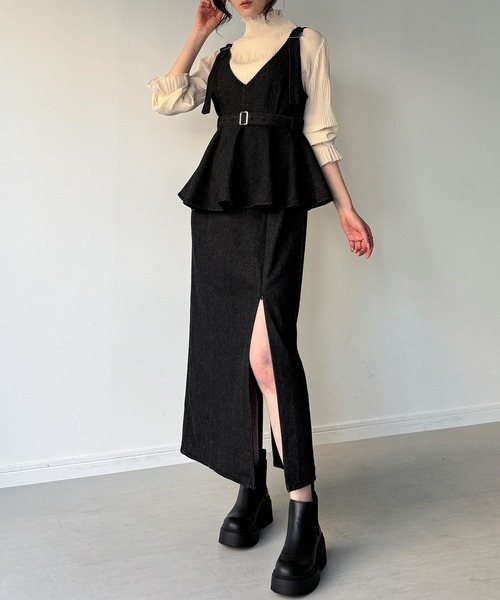 junoah（ジュノア）の「デニムVネックペプラムキャミワンピース（ワンピース・レディース・ブルー/ブラック/ダークブルー・LARGE/MEDIUM/SMALL）」の18枚目の写真