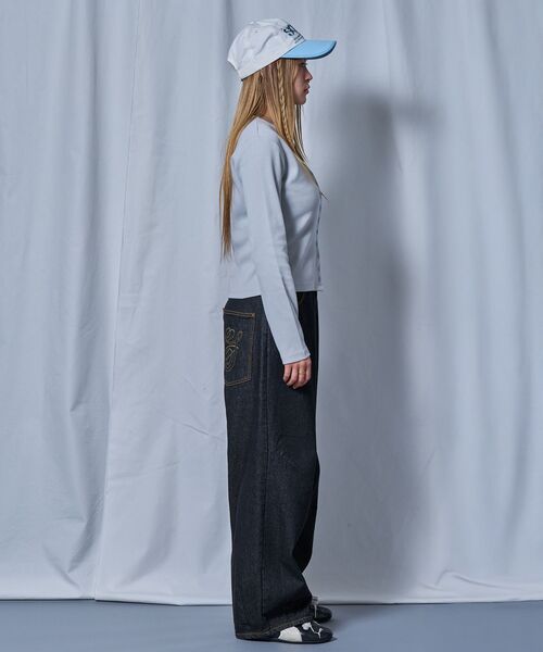 SEQUENZ(シークエンズ)の「※WEB限定 / シルバープレート / レディースフィットカーディガン /sqnz fit cardigan(Tシャツ/カットソー・レディース・ライトグレー/ネイビー/バーガンディー/ブラック・MEDIUM/SMALL)」の10枚目の写真