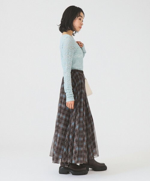 Ray BEAMS（レイビームス）の「ジャカード レース クルーネック Tシャツ（Tシャツ/カットソー・レディース・ホワイト/ブラック/サックスブルー・ONE SIZE）」の17枚目の写真