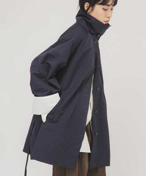 KBF（ケイビーエフ）の「テントラインBIGミドルコート（その他アウター・レディース・ブラウン/ベージュ/ネイビー・ONE）」の3枚目の写真