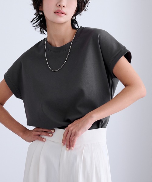 UR'S（ユアーズ）の「機能性カットソーフレンチスリーブトップス（Tシャツ/カットソー・レディース・ホワイト/チャコール/グレイッシュベージュ/ブラック・S/L/M）」の14枚目の写真