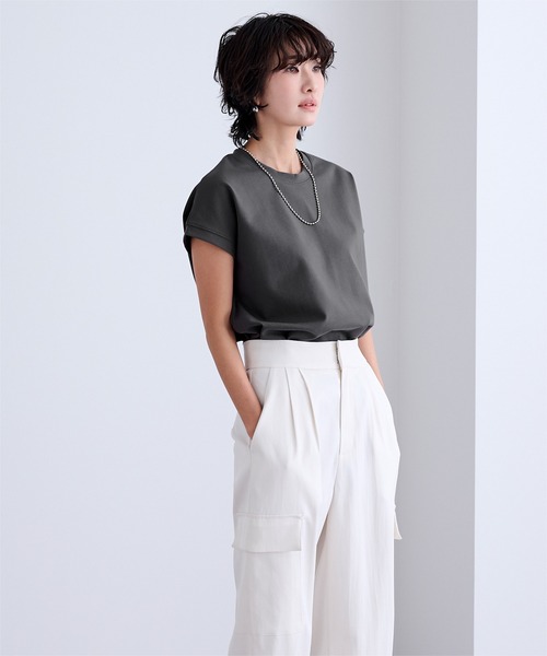 UR'S（ユアーズ）の「機能性カットソーフレンチスリーブトップス（Tシャツ/カットソー・レディース・ホワイト/チャコール/グレイッシュベージュ/ブラック・S/L/M）」の15枚目の写真