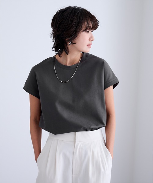 UR'S（ユアーズ）の「機能性カットソーフレンチスリーブトップス（Tシャツ/カットソー・レディース・ホワイト/チャコール/グレイッシュベージュ/ブラック・S/L/M）」の16枚目の写真