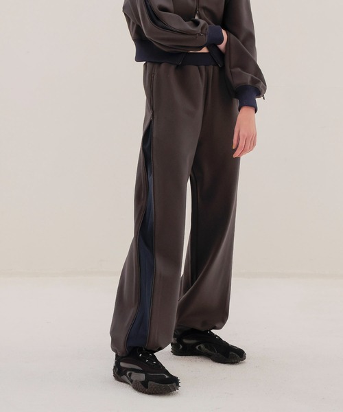 DRESSLAVE(ドレスレイブ)の「set up jersey pants(セットアップジャージーパンツ)(その他パンツ・レディース・ブラック/チャコールグレー・38)」の2枚目の写真